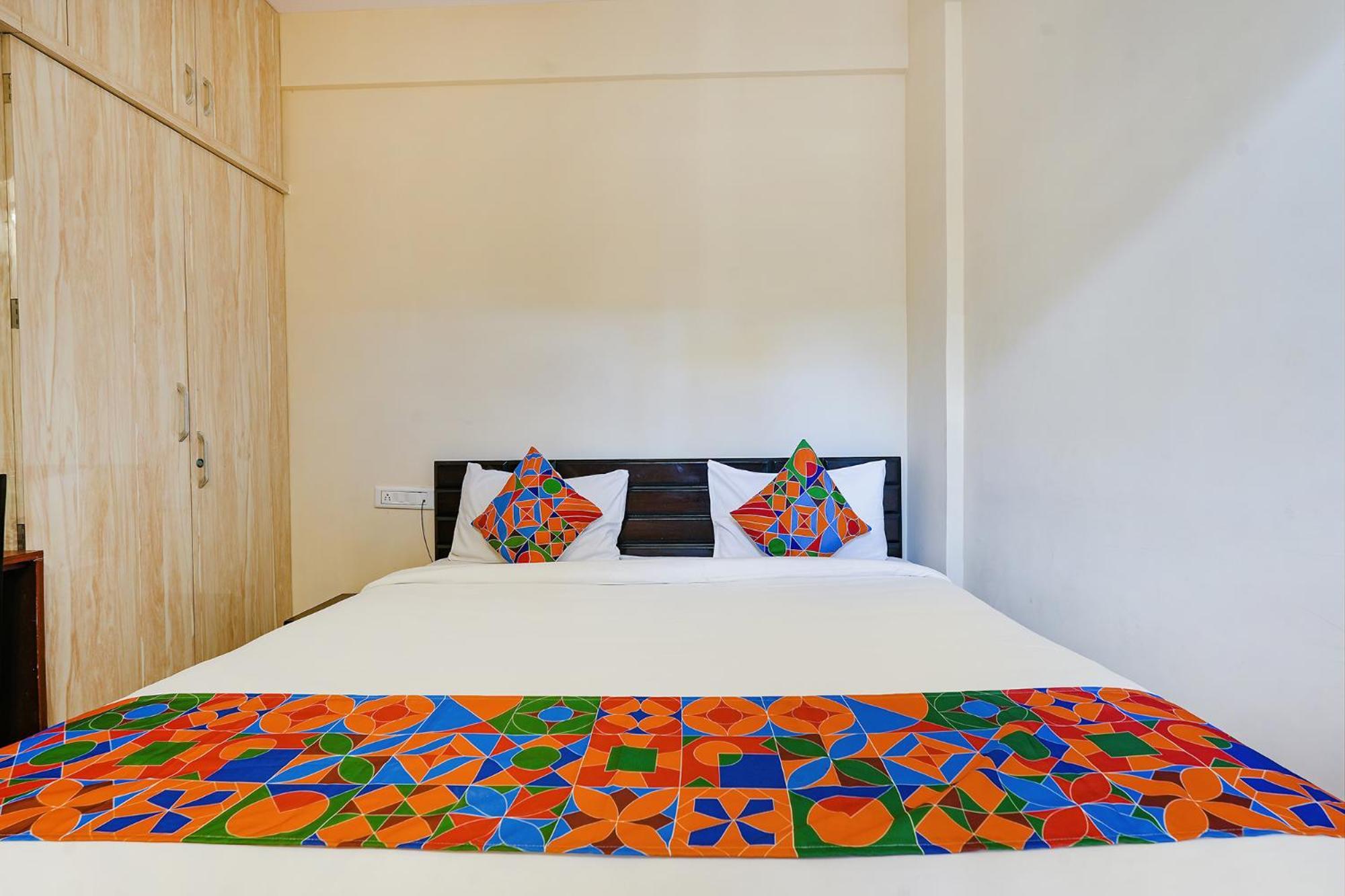 Fabhotel Crystal Suites Bangalore Extérieur photo