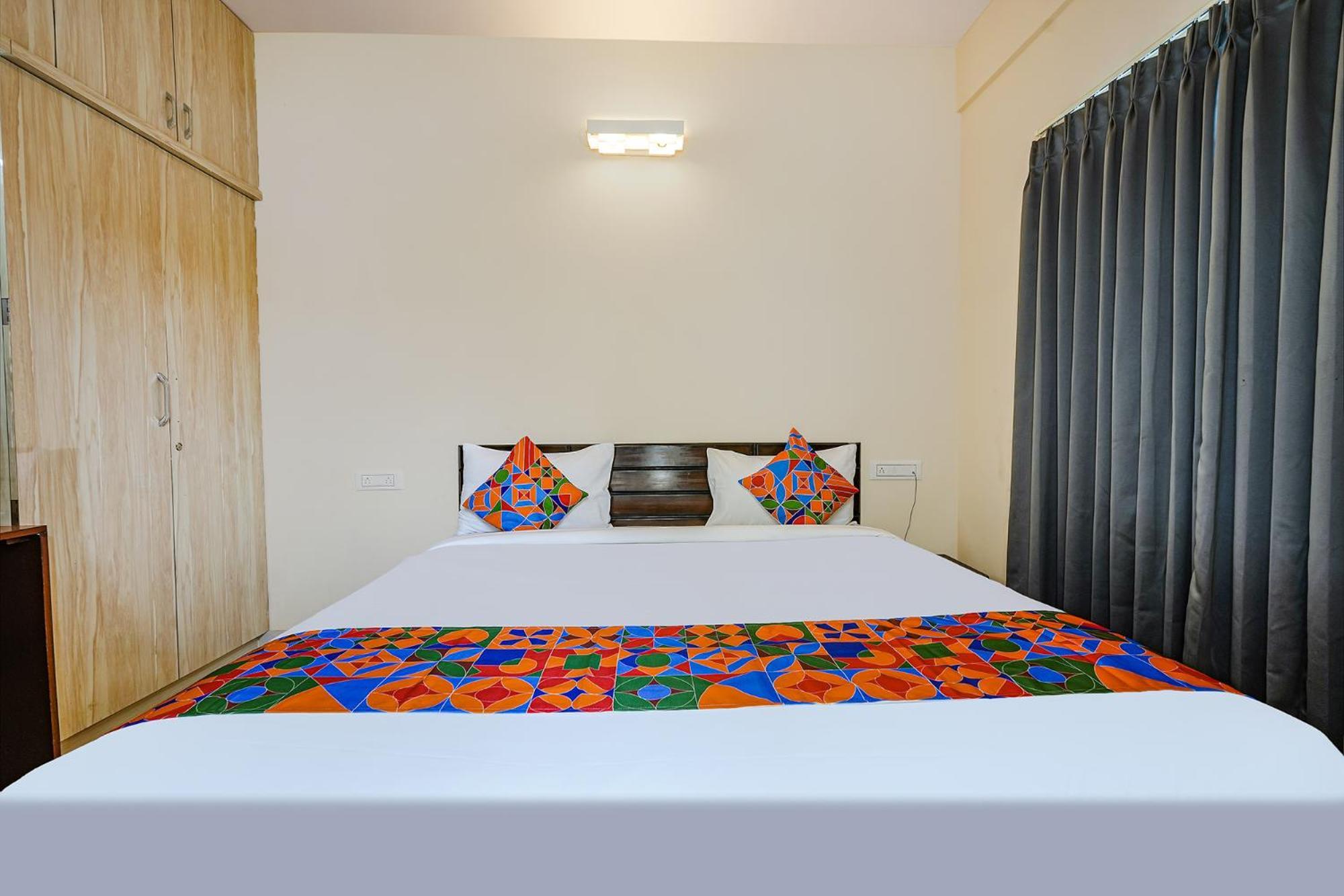 Fabhotel Crystal Suites Bangalore Extérieur photo